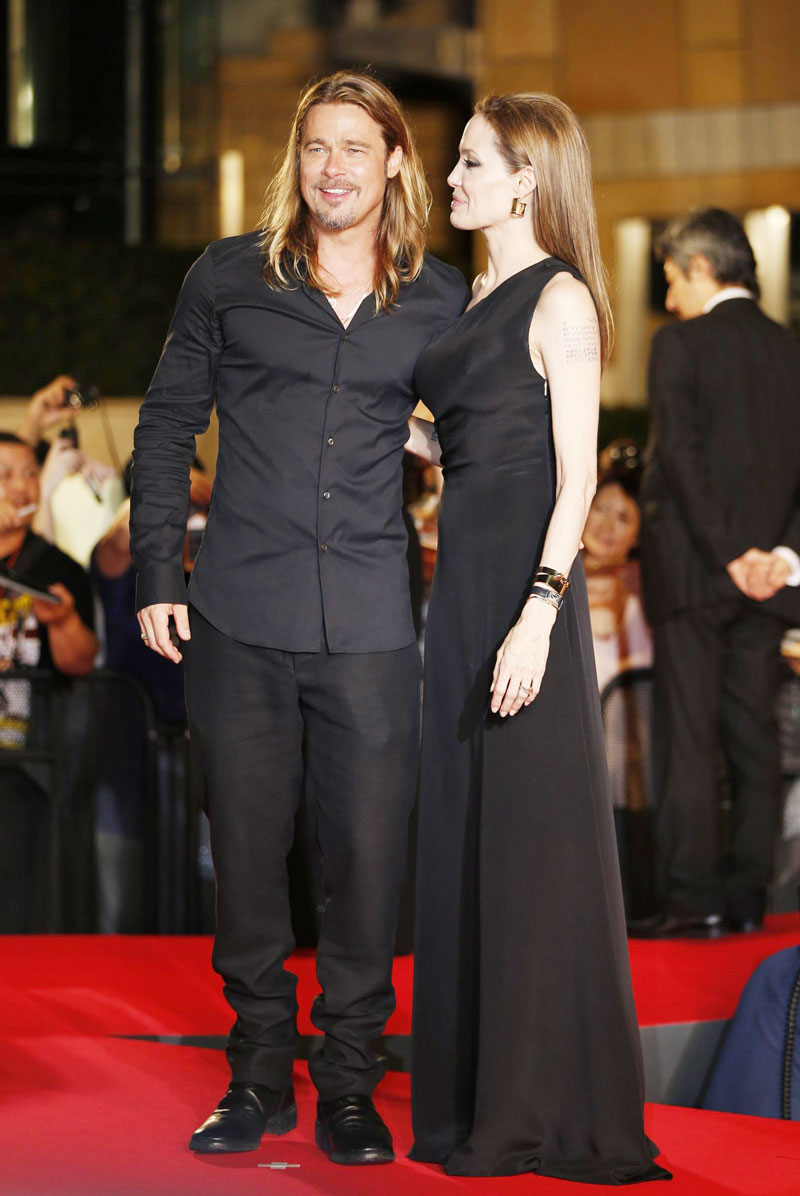 Pitt, Jolie promote movies in Tokyo