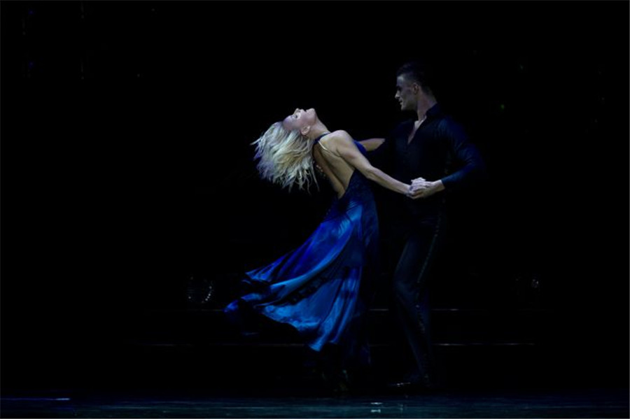 'Burn the Floor' thrills its Beijing audience