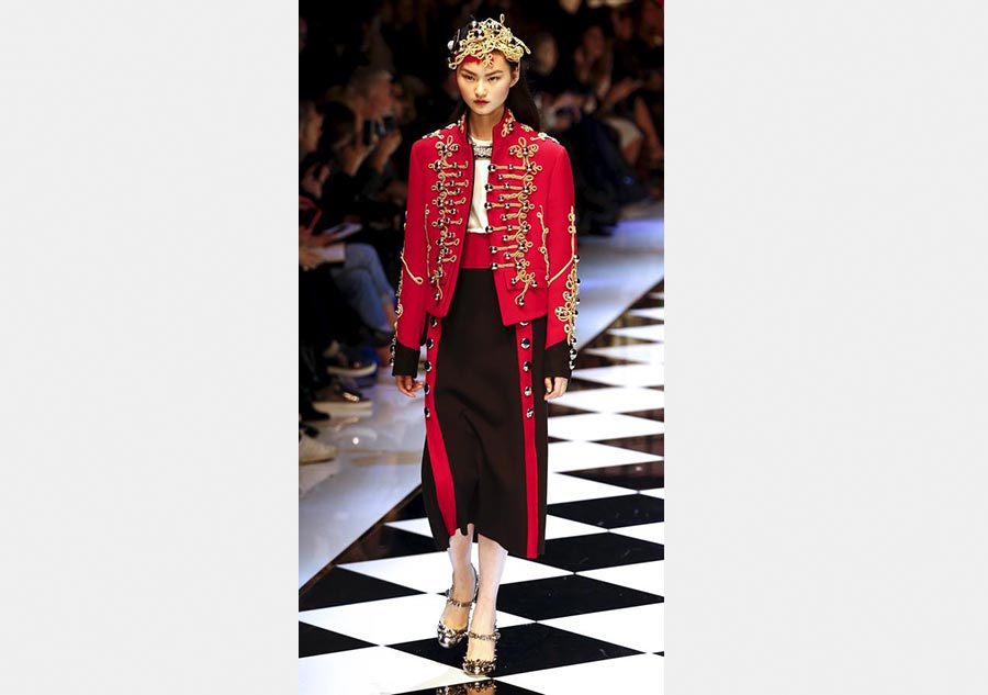 Milan Fashion Week: Dolce & Gabbana Autumn/Winter 2016 collection