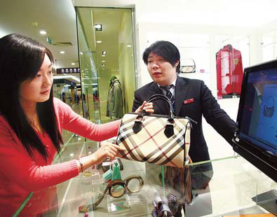 Overseas online purchasing comes into fashion