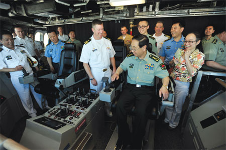 China's top brass visits US military