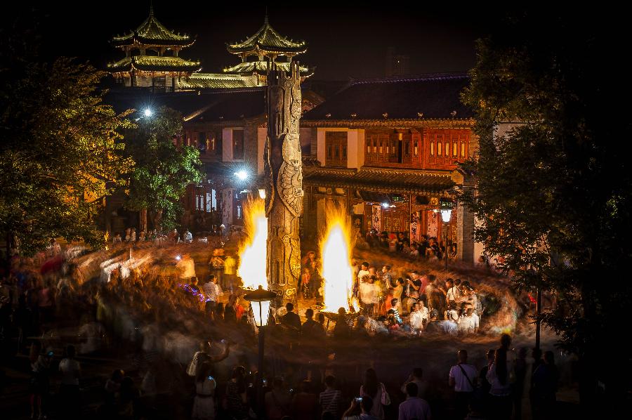 Yi ethnic group celebrate Torch Festival