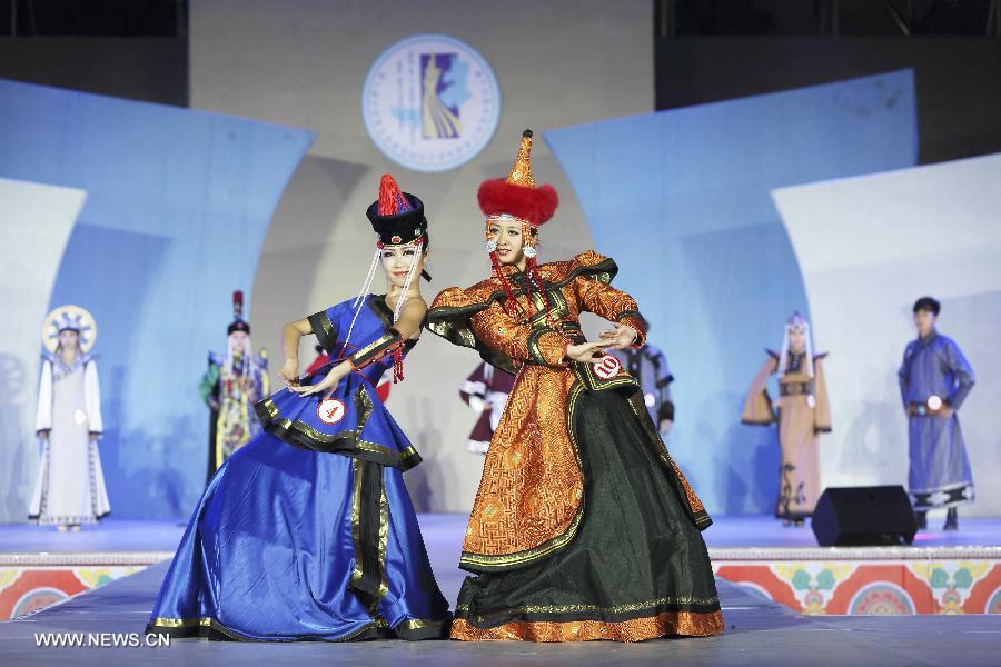 China Mongolian ethnic costume arts festival