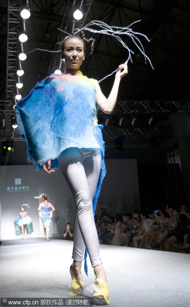 China's new fashion grads show skill