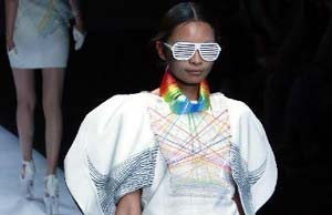 China's new fashion grads show skill