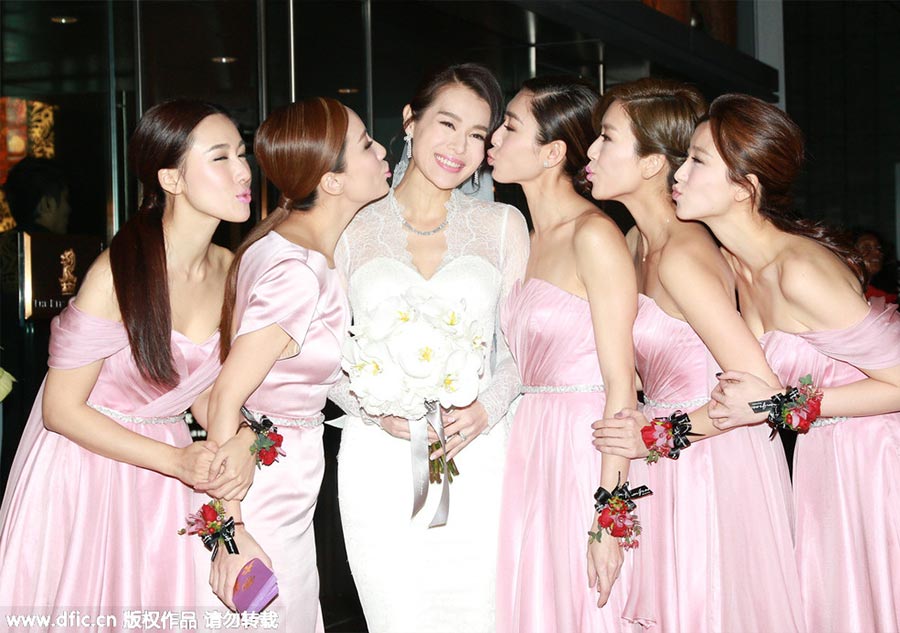 Hong Kong actress Myolie Wu ties the knot in traditional Chinese ceremony