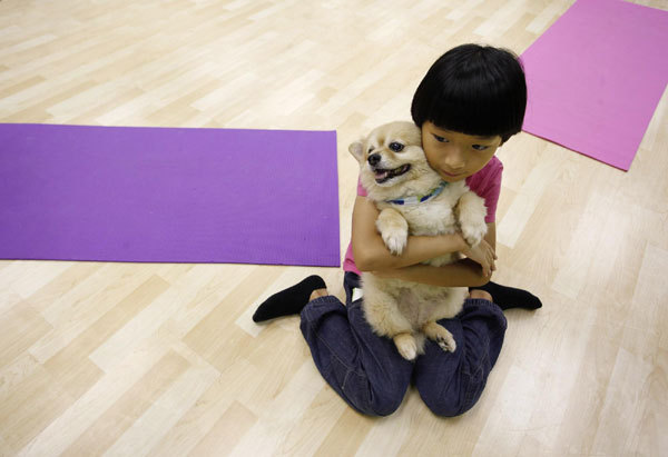 Dog yoga lessons in HK