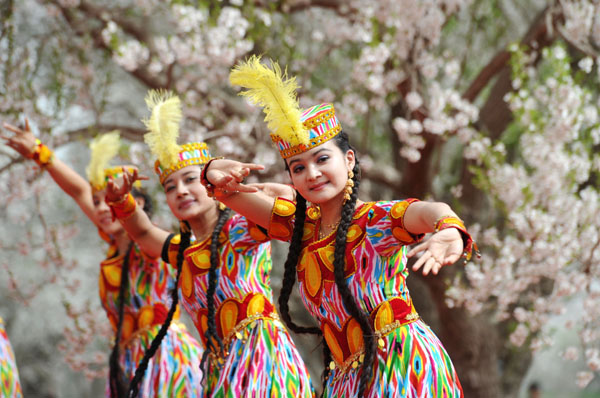 Dance gets festival moving