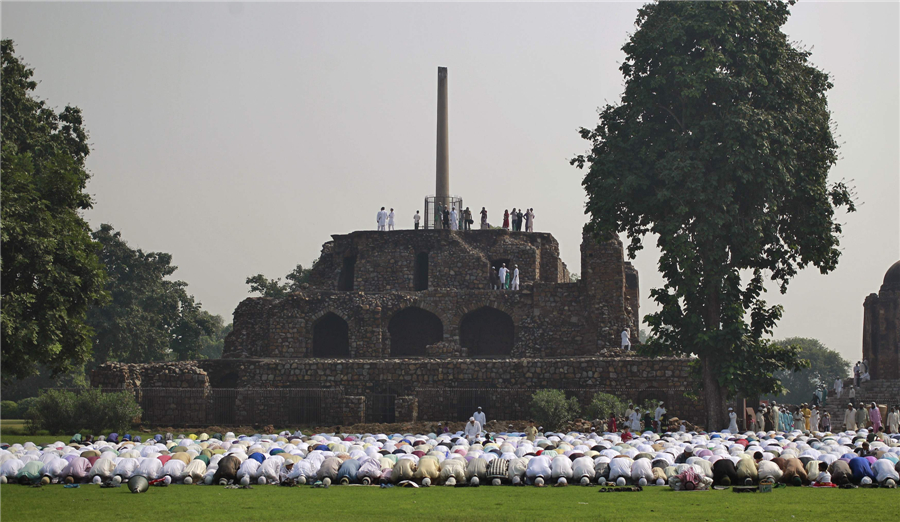 Muslims offer Eid al-Adha prayers in India