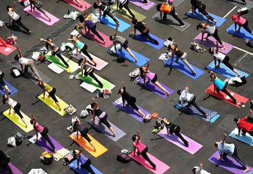 HK Yogathon event promotes health awareness