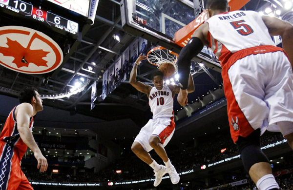 In pictures: NBA slam dunk show