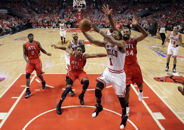 Rose leads bulls past Hawks 95-83