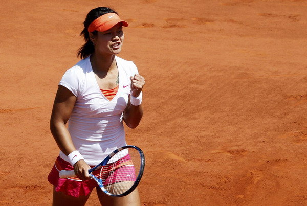 Li Na advances to French Open final