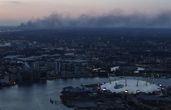 Olympic test events go ahead amid London riots