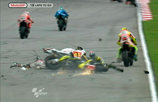 Simoncelli dies in Malaysian smash