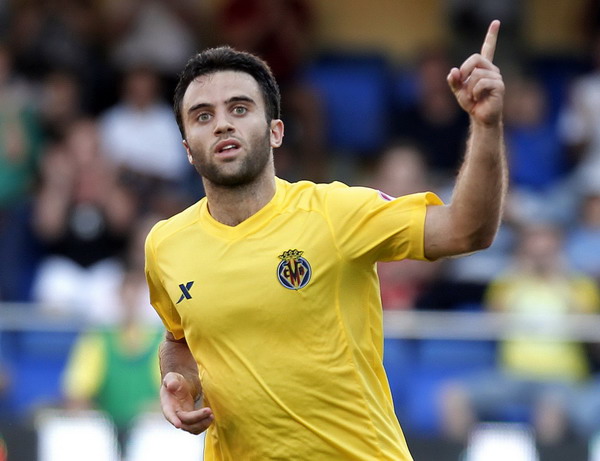 Villarreal, Italy striker Rossi out for six months