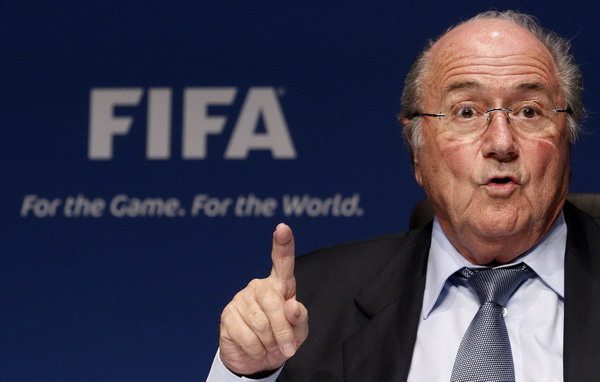 English players' chief calls on Blatter to quit
