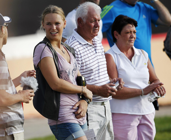 Wozniacki spotted with McIlroy's family at Dubai Open