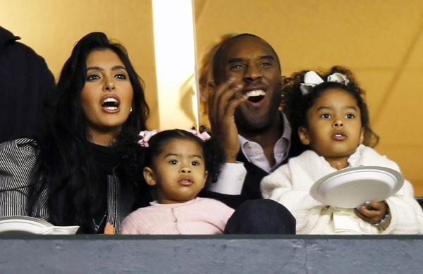 Kobe Bryant, wife file for divorce