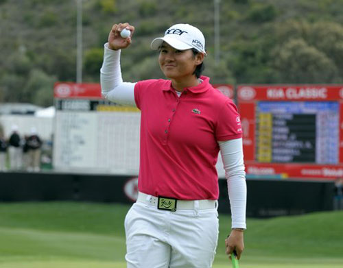 Yani Tseng storms to second straight title