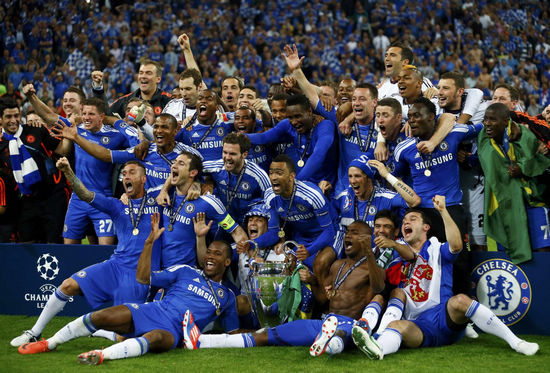 Drogba fires Chelsea to Champions League glory