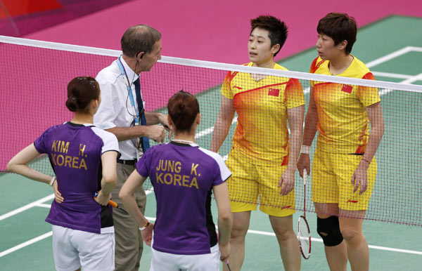 China investigates shuttlers' suspicious play