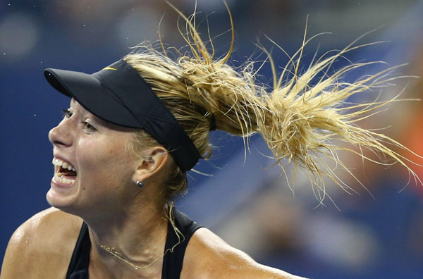 Sharapova shines after the rain delay