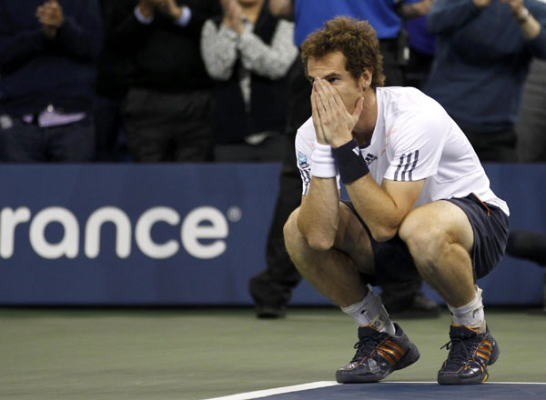 Murray fights off Djokovic to win US Open