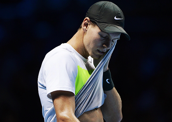 Berdych beats Tsonga to revive London hopes