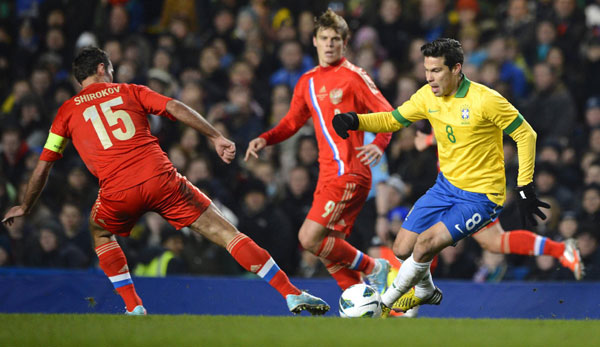 Fred rescues draw for Brazil against Russia