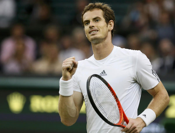 World No 2 Murray cruises to last 16