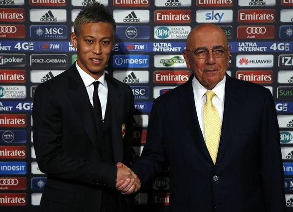 Japan's Honda presented at AC Milan