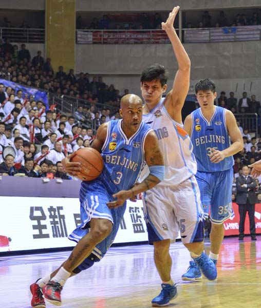 Beijing defeats Xinjiang in 1st game of CBA finals