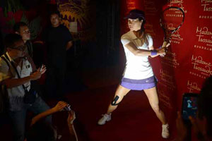 Wax figure of Li Na on display in Wuhan