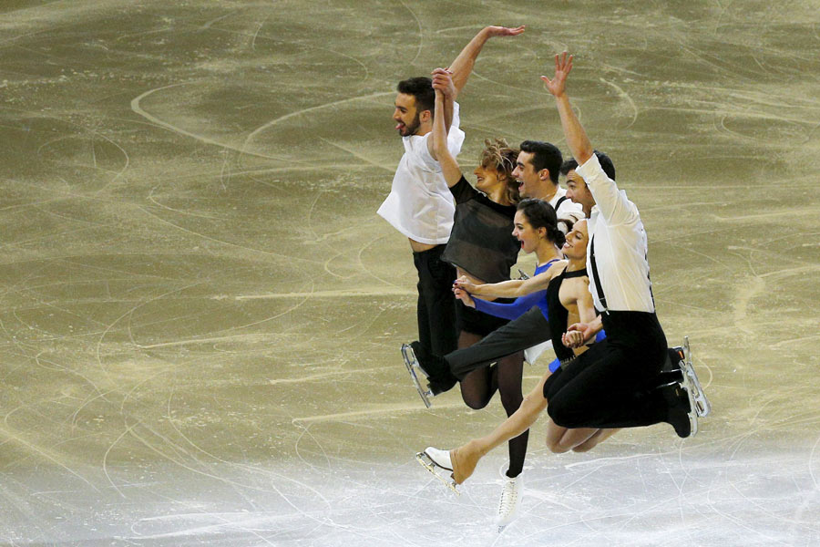 Stars shine at gala of World Figure Skating Championships