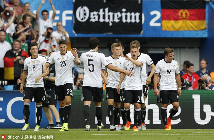 Germany beat Northern Ireland to top Group C