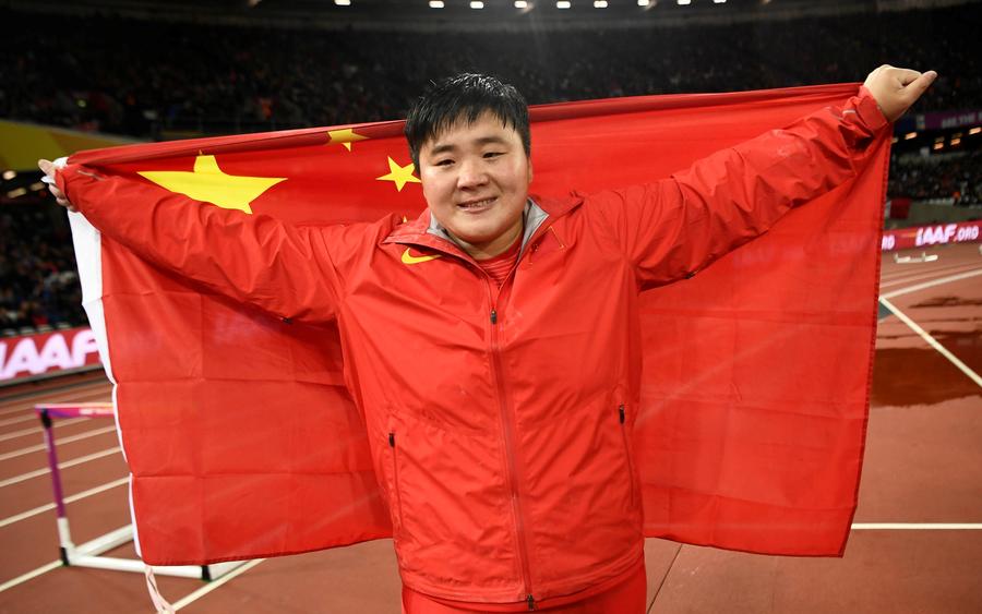 Gong Lijiao wins first shot put world title and China's first gold in London