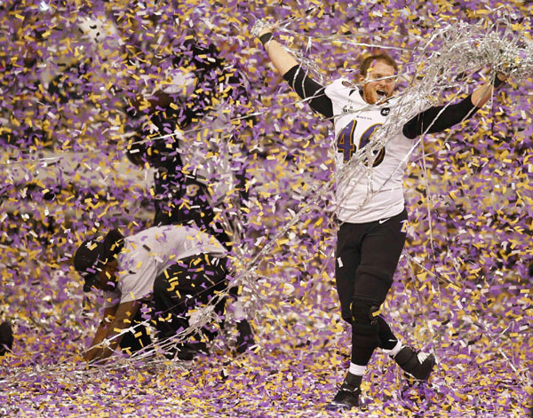 Ravens survive 49ers rally, power outage to win Super Bowl