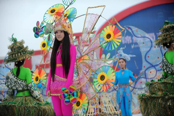 3rd Chengdu Intangible Cultural Heritage Festival opens in China's Sichuan