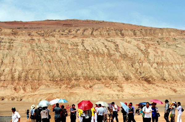 Xinjiang tourism booms