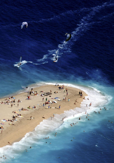 Zlatni Rat beach