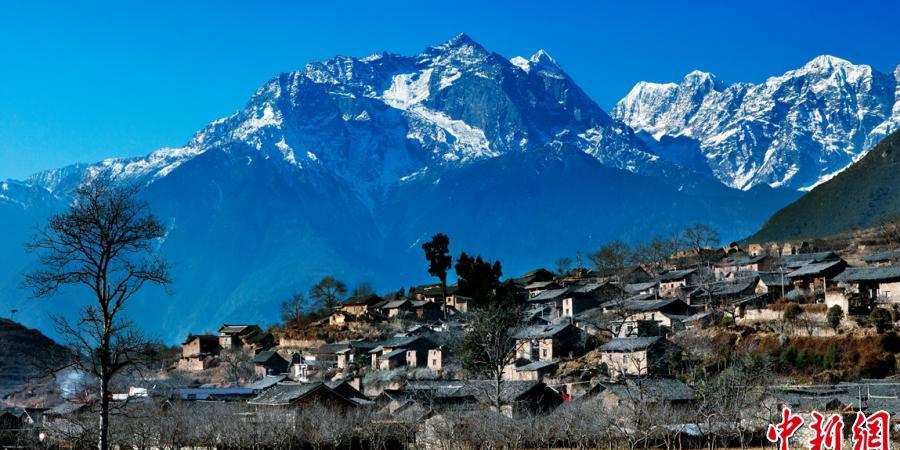 Picturesque Ganzi through lens