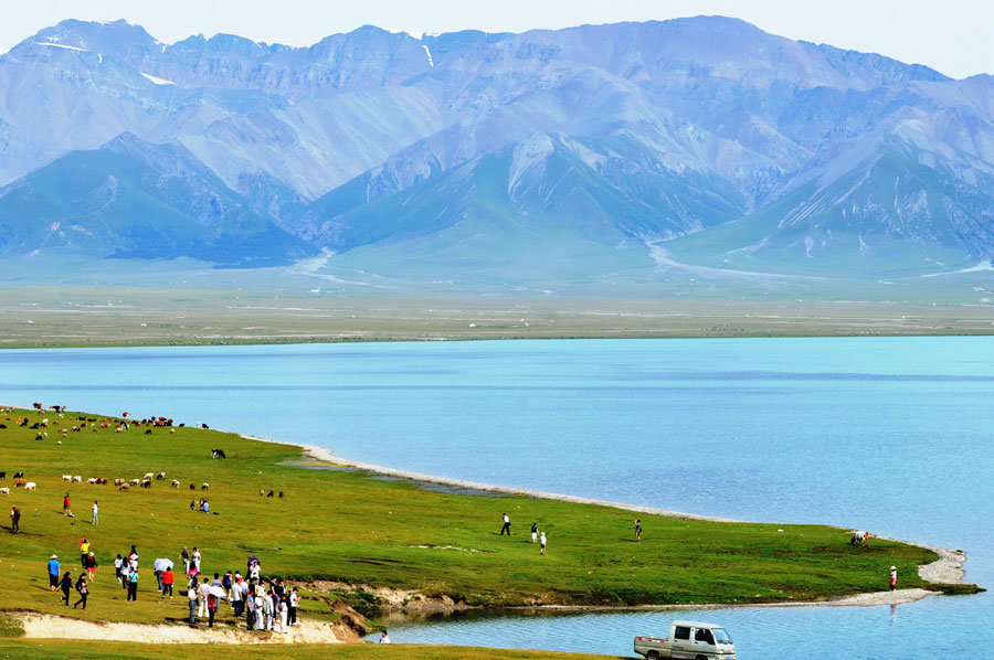 Scenery of Sayram Lake in China's Xinjiang