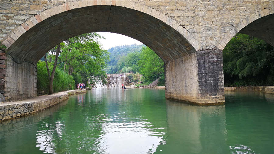 Journey to tranquil Tujia village in Central China