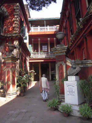 Gateway to the life of Rabindranath Tagore