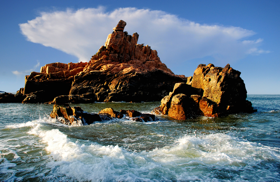 Dongtou: Misty islands amid endless waves