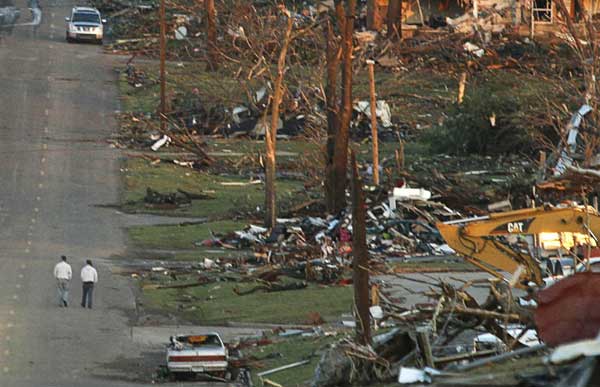 Monster tornado hits US