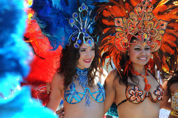 San Francisco Carnival Grand Parade kicks off