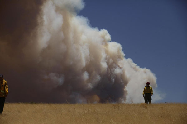 Wildfire continues unabated in Eastern Arizona