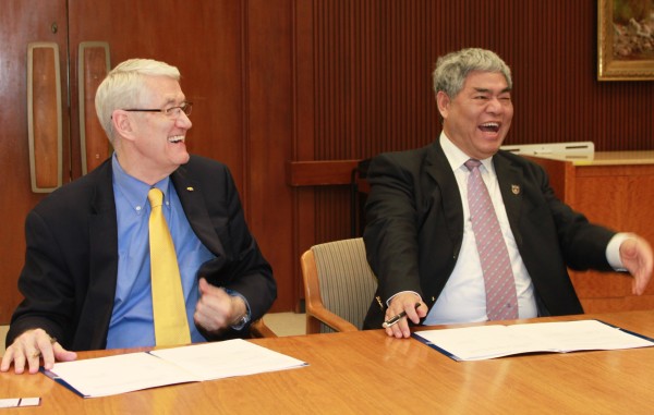 Across America: Nanjing University signs deal with UC Berkeley